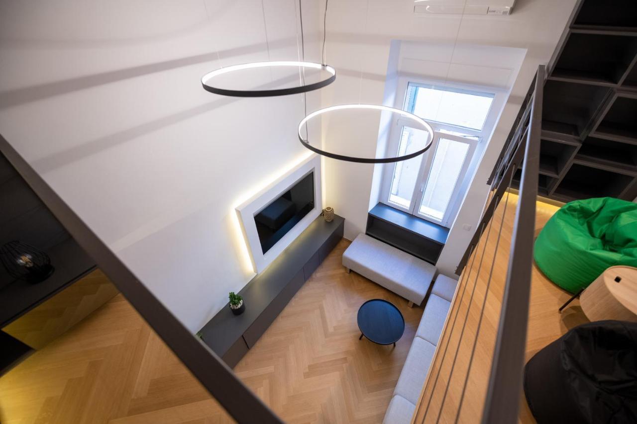 Apartment M&m